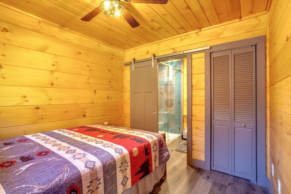 Dancing Bear Cabin- Relax & Enjoy! Sevierville Exterior foto