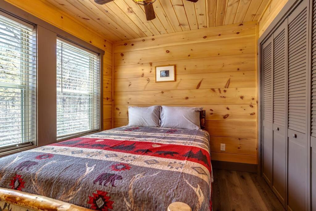 Dancing Bear Cabin- Relax & Enjoy! Sevierville Exterior foto