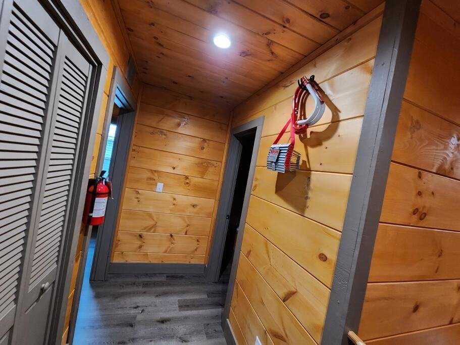 Dancing Bear Cabin- Relax & Enjoy! Sevierville Exterior foto