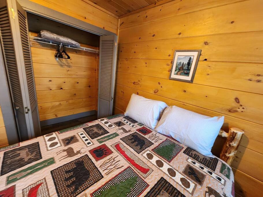 Dancing Bear Cabin- Relax & Enjoy! Sevierville Exterior foto